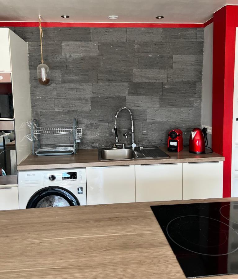 Cosy Apartment Disneyland Paris En Face De La Gare Rer Val D'Europe Serris Exterior photo